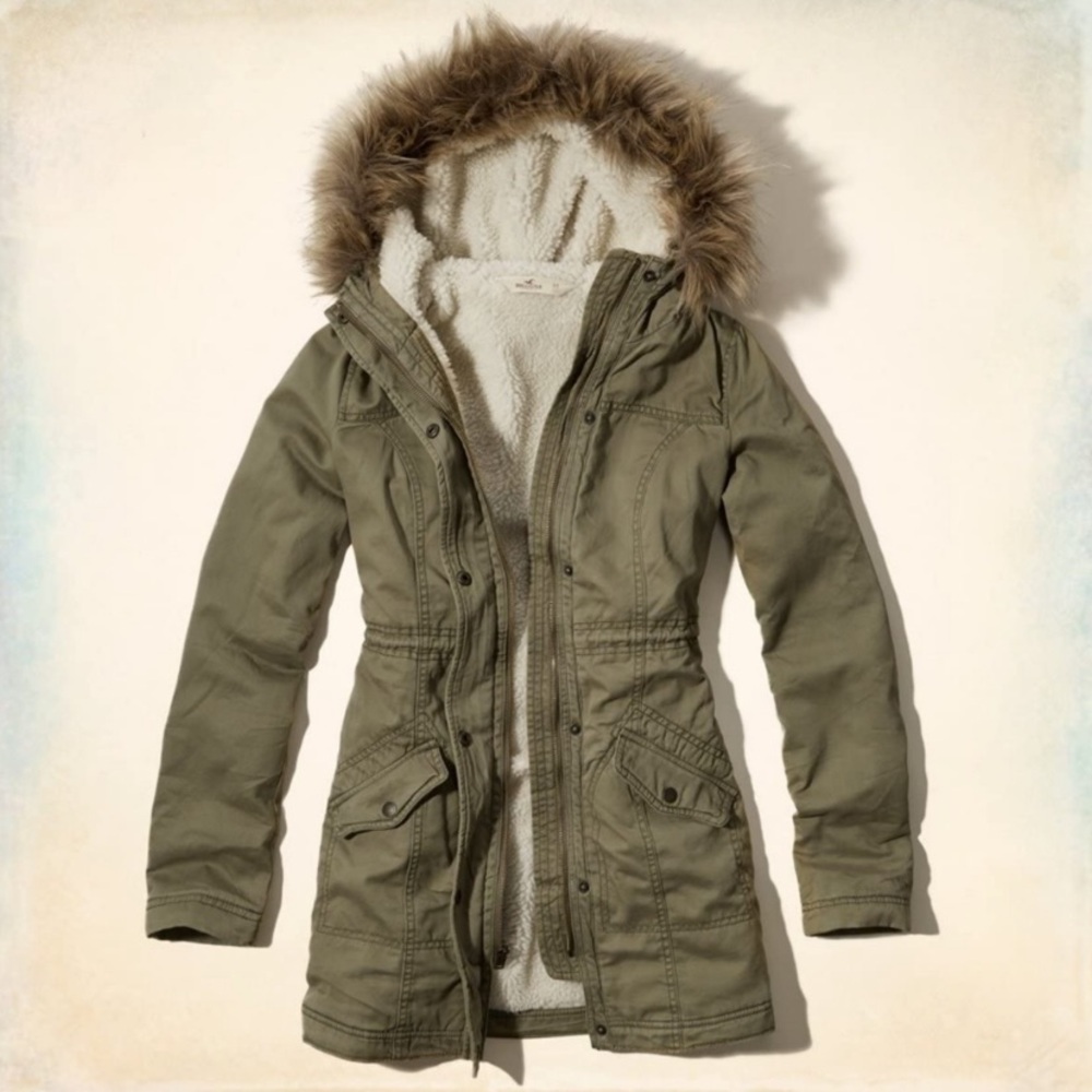•Hollister• Sherpa Lined Parka Jacket